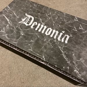Demonia shaker-100 boots